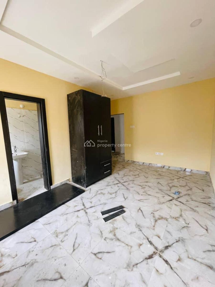 Panoramic Newly Built 3 Bedroom Apartment in a Serene Neighbourhood, Exquisitely Designed Apartment Suitable for Investment, Yaba, Lagos, Flat / Apartment for Sale