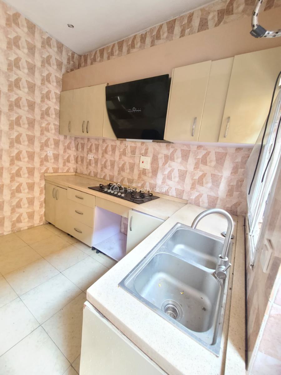 Very Well Maintained 4 Bedroom Terrace Duplex, Mobil Road Ilaje Ajah, Ilaje, Ajah, Lagos, Terraced Duplex for Rent