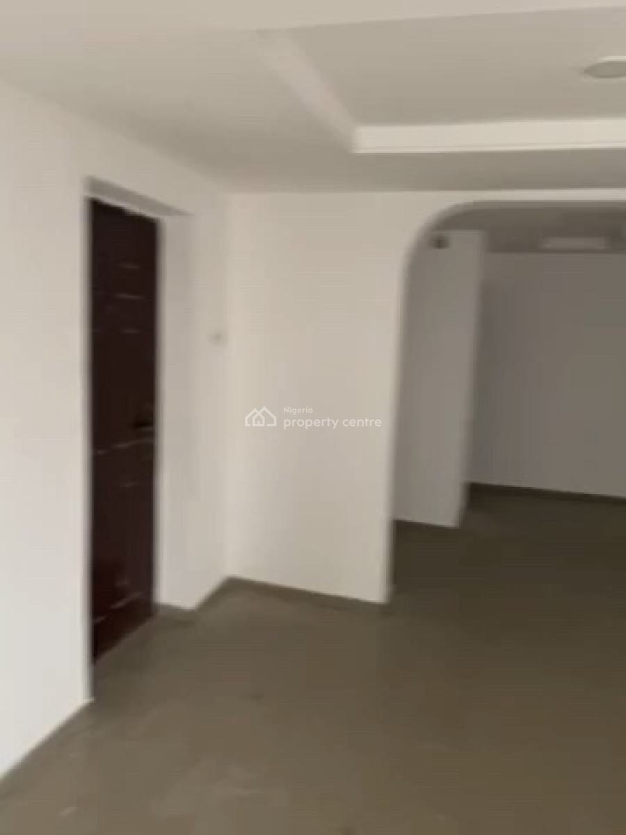 Renovated Spacious 3 Bedrooms Up Glat All Rooms Ensuite N Guest Toilet, Soluyi, Gbagada, Lagos, Flat / Apartment for Rent