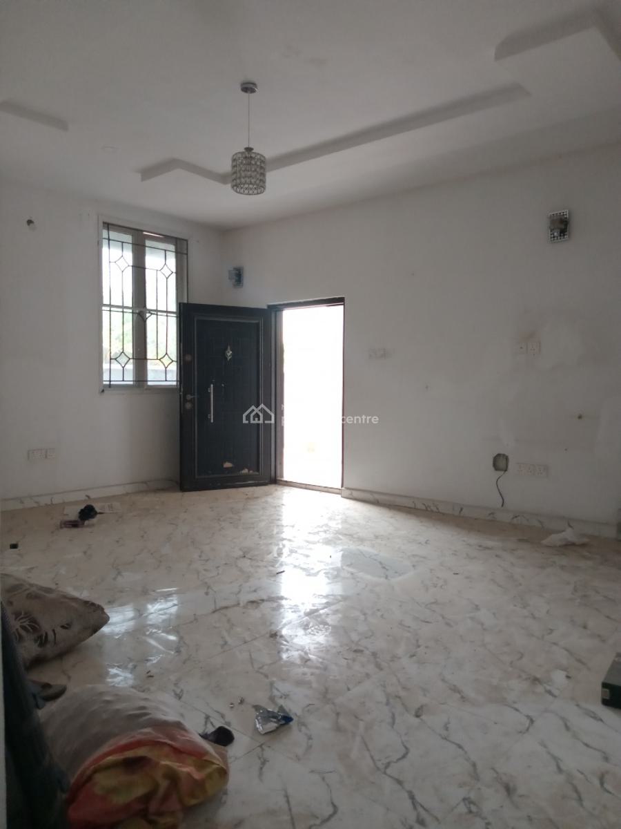 Spacious 3 Bedroom Flat, Ogombo, Ajah, Lagos, Flat / Apartment for Rent