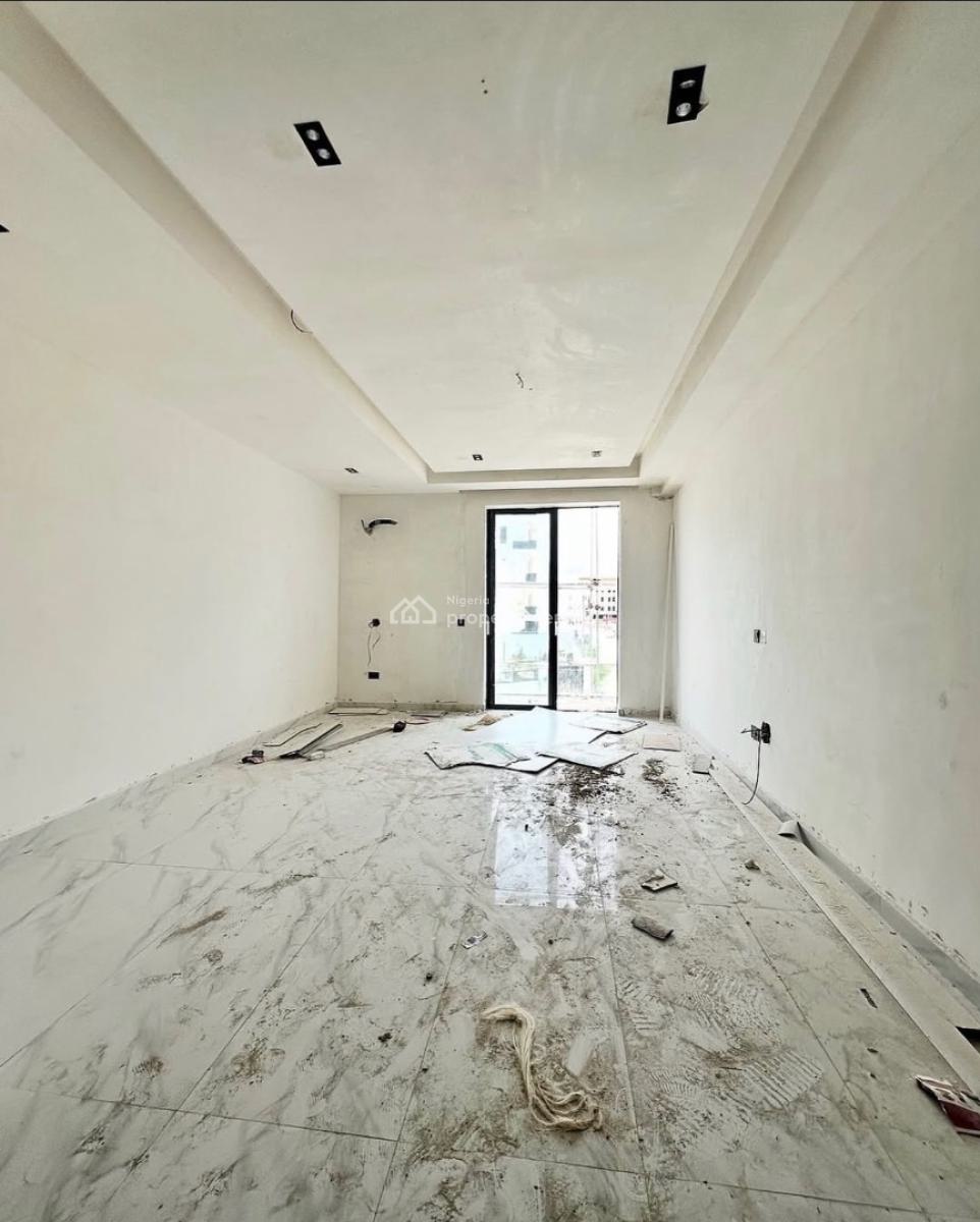 Exquisite 2 Bedroom Apartment with Elevator & Gym, Ikate, Lekki, Lagos, Block of Flats for Sale