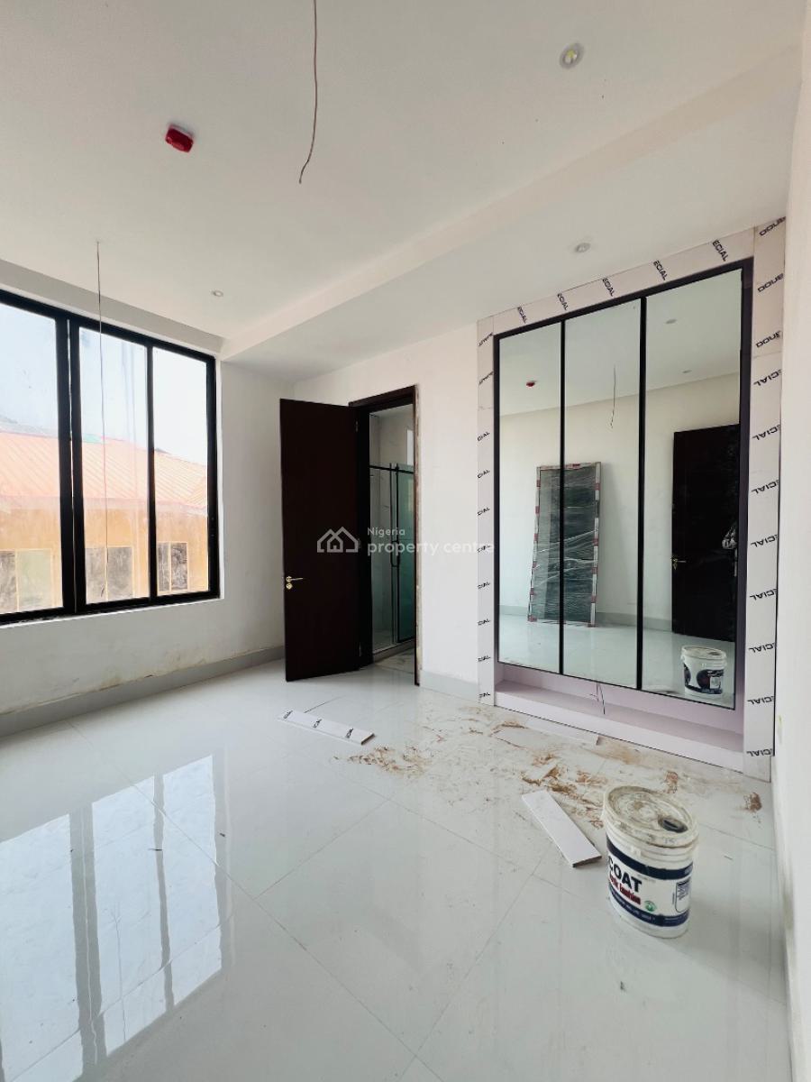 Magnificent 3 Bedroom Apartments with Gym, Swimming Pool and Elevator, Lekki Phase 1, Lekki, Lagos, Flat / Apartment for Sale