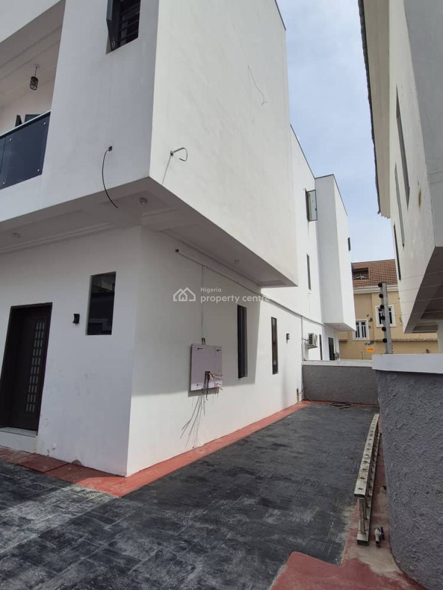 a Standard  Brand New 4bedroom Semi-detached Duplex, Omole Phase 2, Ikeja, Lagos, Semi-detached Duplex for Rent