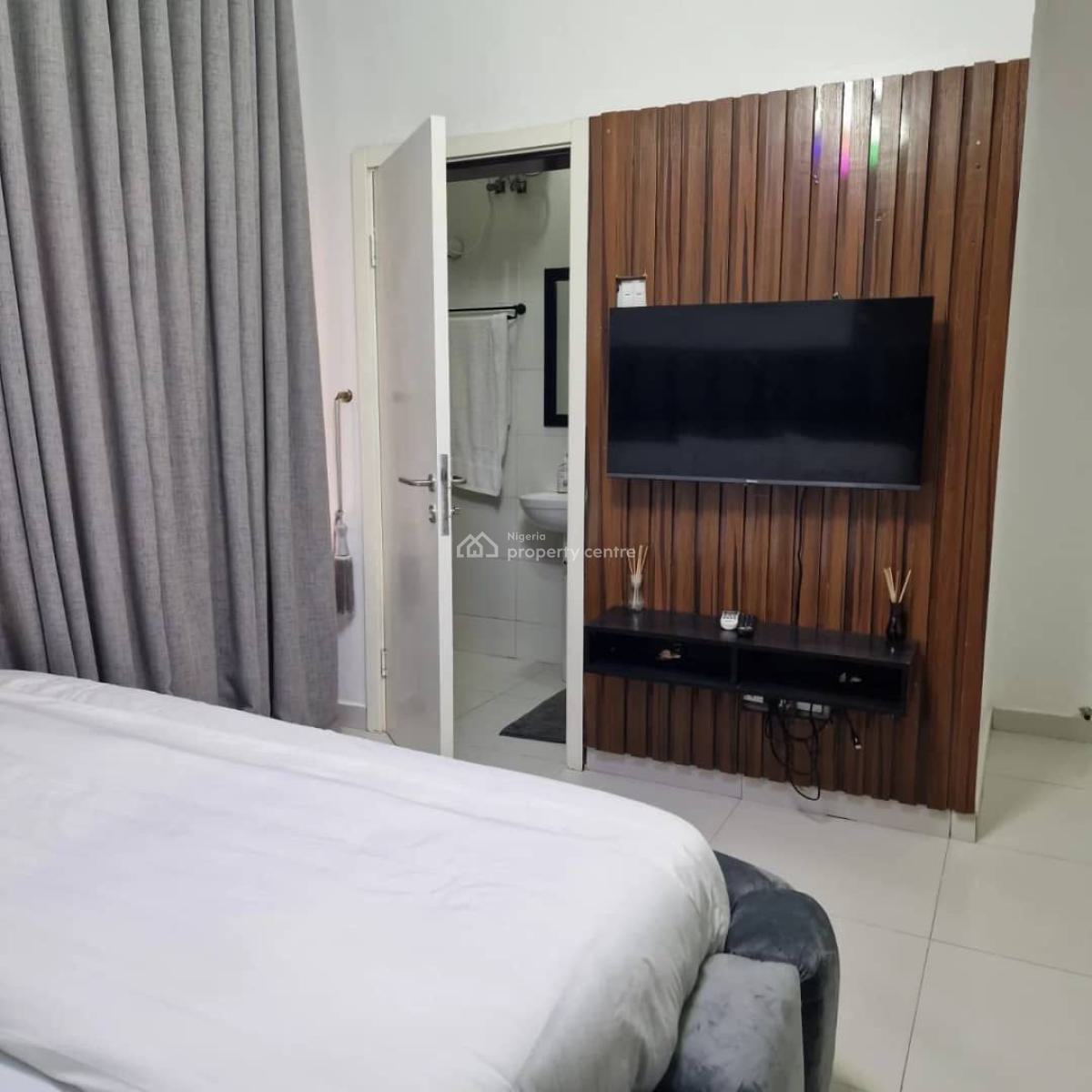Fully Serviced Furnished 2bedroom Apartment, Off Admiralty Way Phase One, Lekki, Lagos, Flat / Apartment for Rent