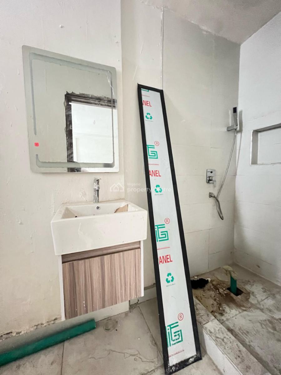 2 Bedroom Flat, Off Freedom Way, Lekki Phase 1, Lekki, Lagos, Terraced Duplex for Rent
