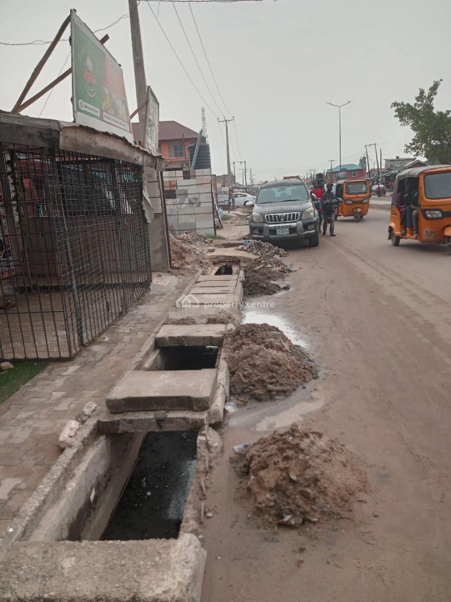 Spacious Big Shop, Addo Road, Badore, Ajah, Lagos, Shop for Rent