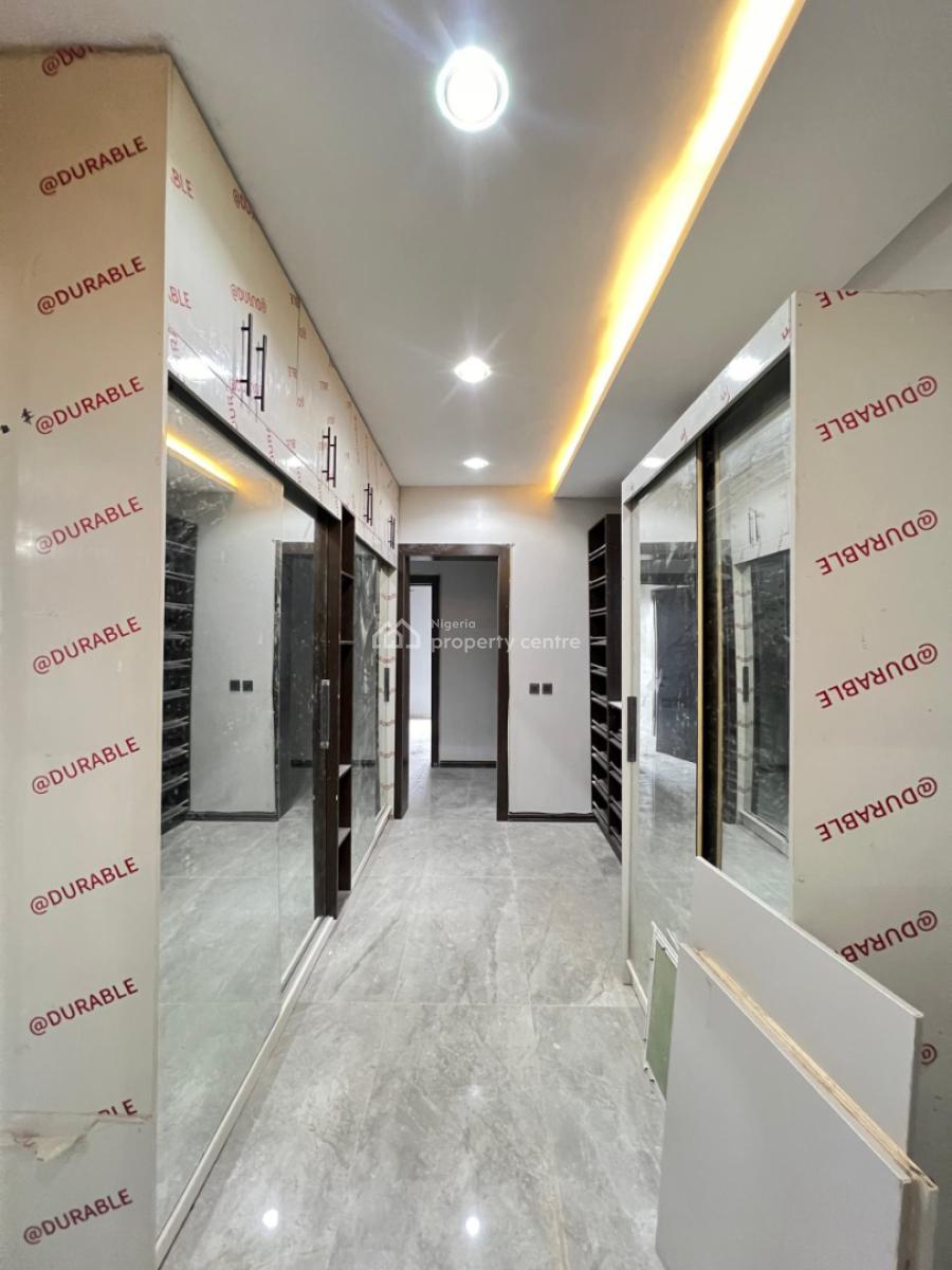 Brand New Luxury 4 Bedroom Maisonette, Lekki Phase 1, Lekki, Lagos, Flat / Apartment for Rent