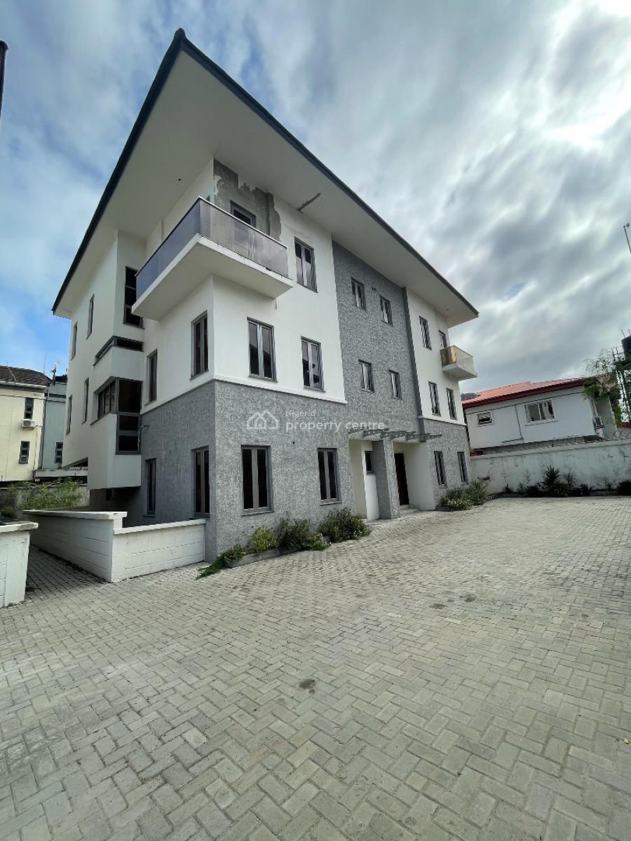 Lovely Unit of  4 Bedroom Semi Detached Duplex, Lekki Phase 1, Lekki, Lagos, Semi-detached Duplex for Sale