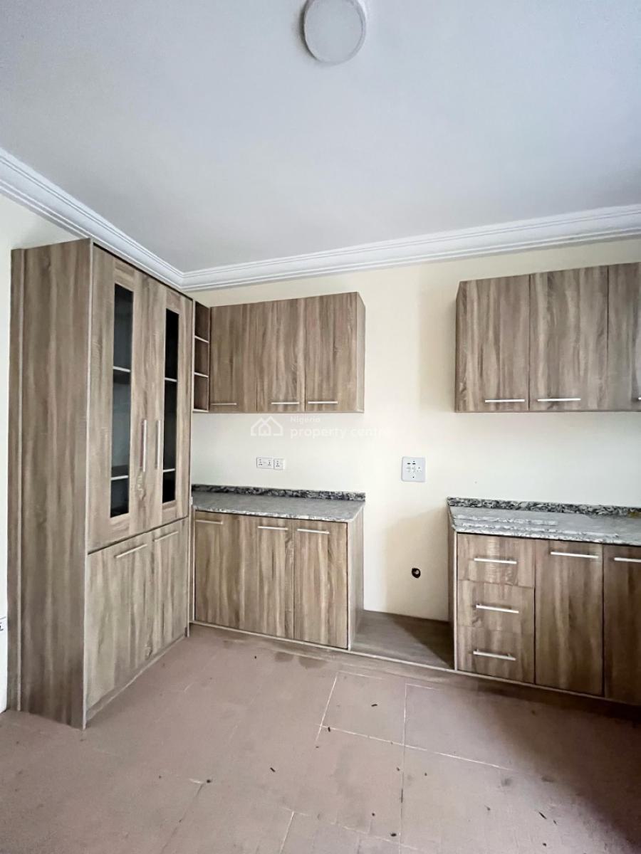 Spacious 5 Bedroom Semi Furnished Duplex  in a Well Secured Es, Oniru, Victoria Island (vi), Lagos, Semi-detached Duplex for Rent