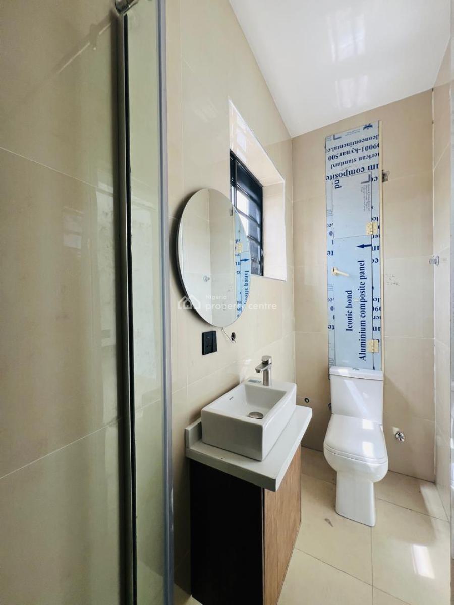 3bedroom Flat, Lekki Phase 1, Lekki, Lagos, Flat / Apartment for Sale