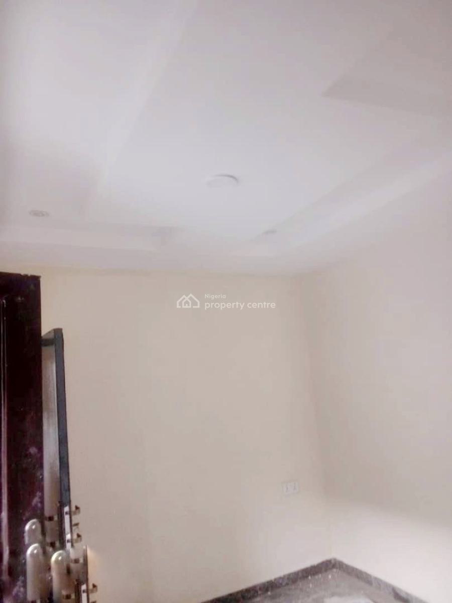 Portable 2 Bedroom Flat, Omole Phase 1, Ikeja, Lagos, Flat / Apartment for Rent