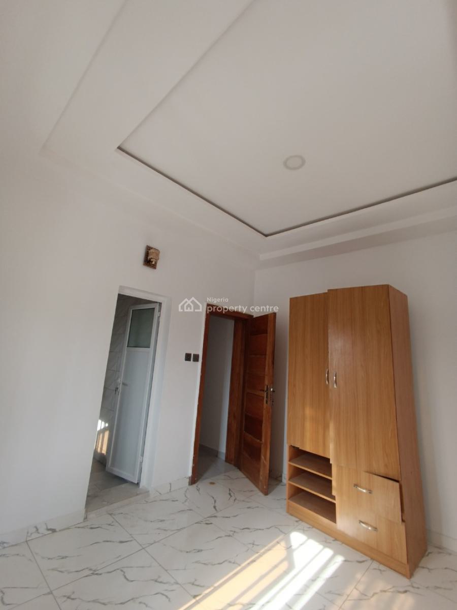 a Wel Built Two Bedroom Flat with Just 2 in a Compound, Behind Peninsula Garden, Lekki Phase 2, Lekki, Lagos, Flat / Apartment for Rent