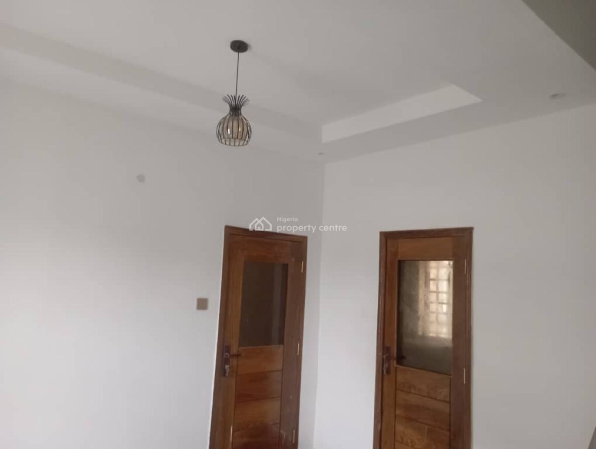 *self Service 3 Bedroom Duplex in an Estate, Cedar Hospital Abraham, Ogombo, Ajah, Lagos, Detached Duplex for Rent