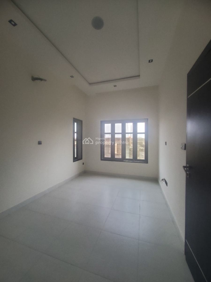 Tastefully Built 3 Bedroom Apartment with Bq in a Prime Location, Lekki Phase 1, Lekki, Lagos, Flat / Apartment for Sale