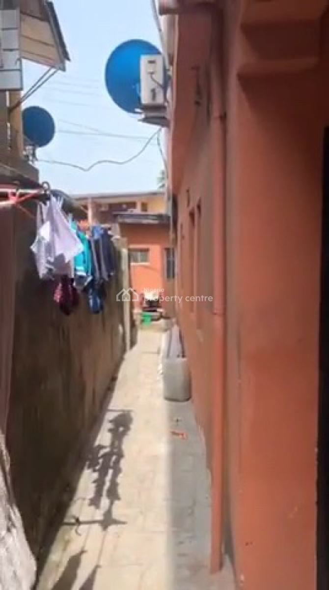 Standard and Executive  Mini Flat, Ebute Metta West, Yaba, Lagos, Mini Flat (room and Parlour) for Rent