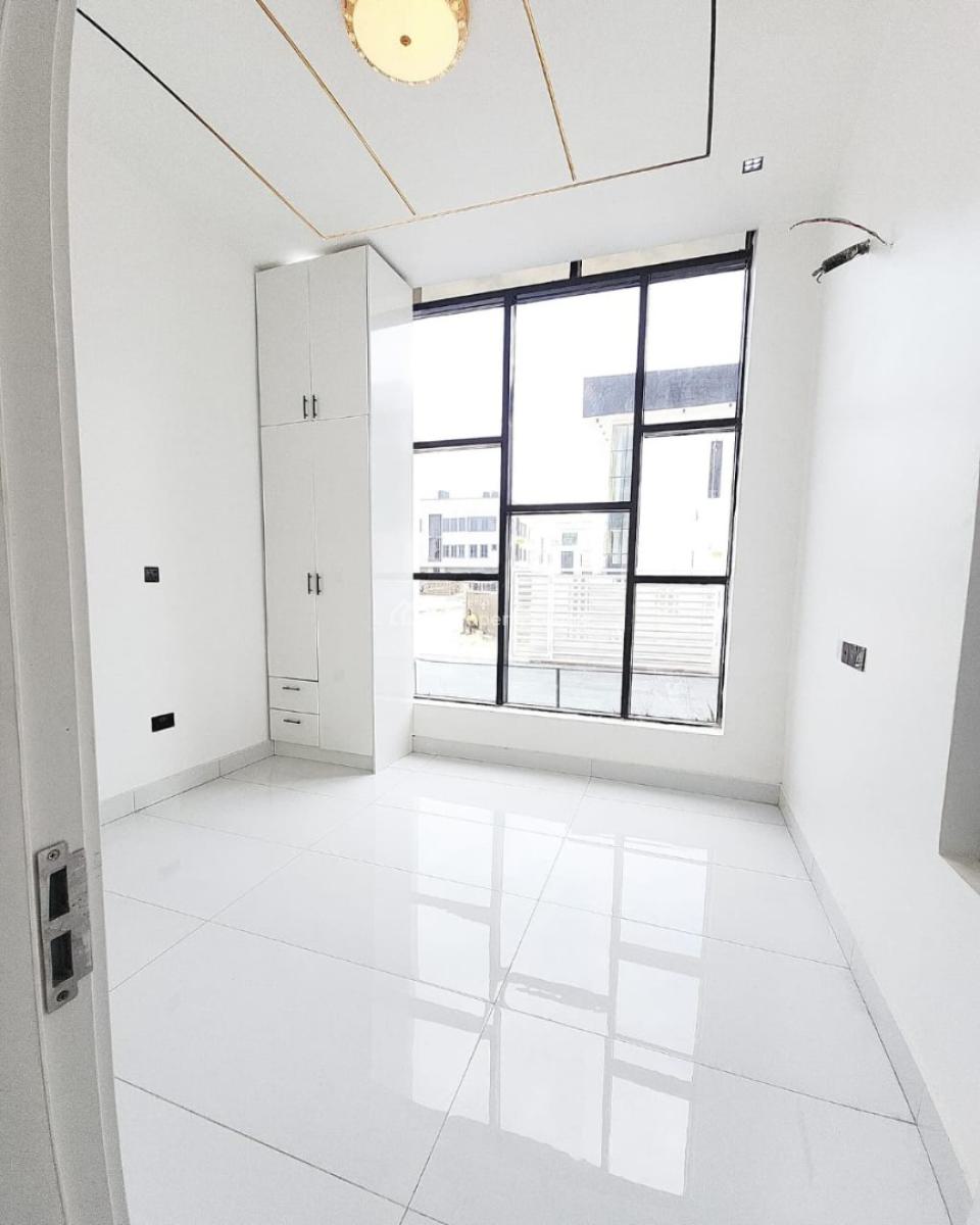 Classic 5 Bedroom Detached  Duplex with Lovely Features, Chevron, Lekki, Lagos, Detached Duplex for Sale