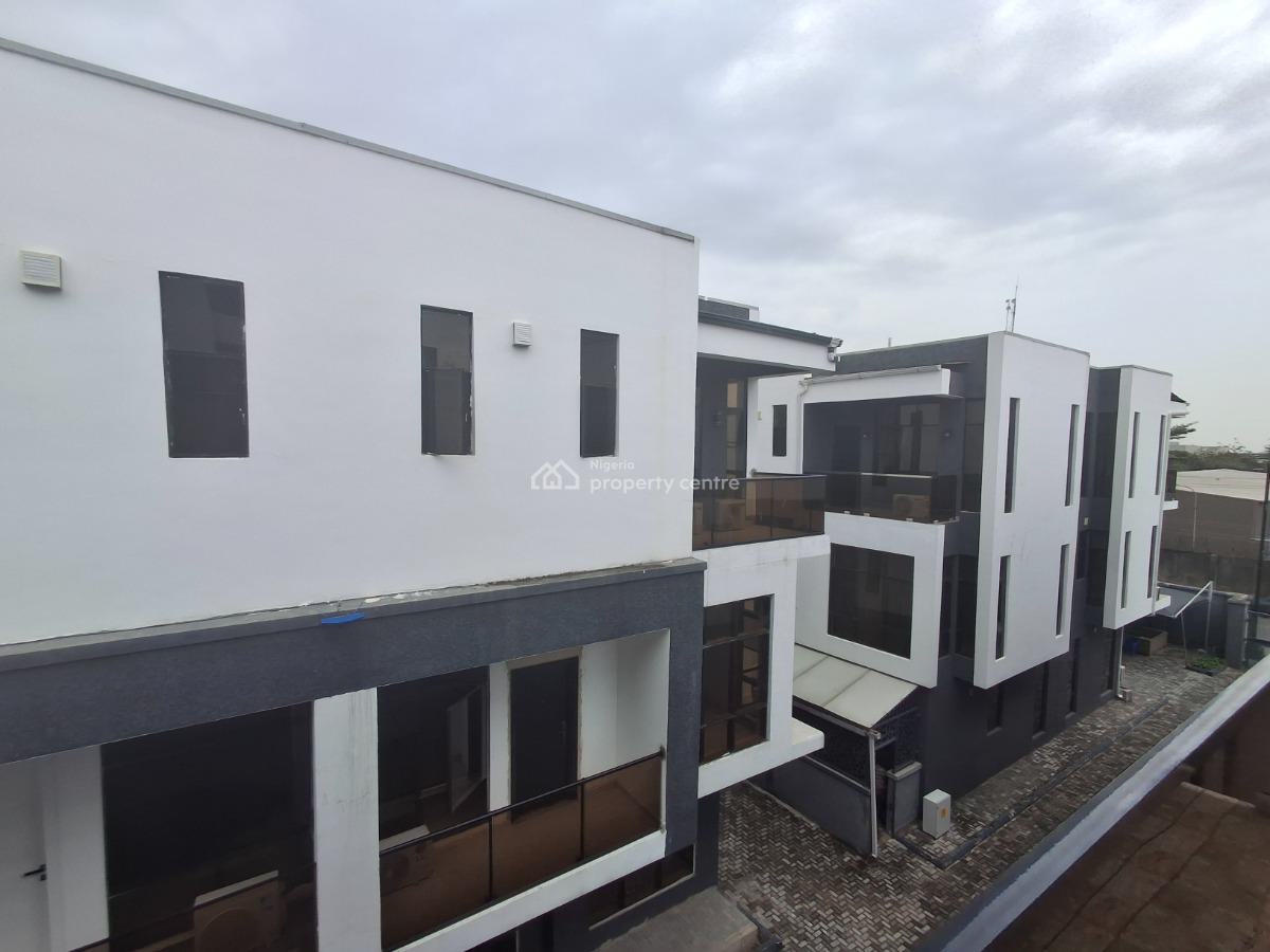 4 Bedroom Semi Detached in a Mini Estate, Victoria Island (vi), Lagos, House for Sale