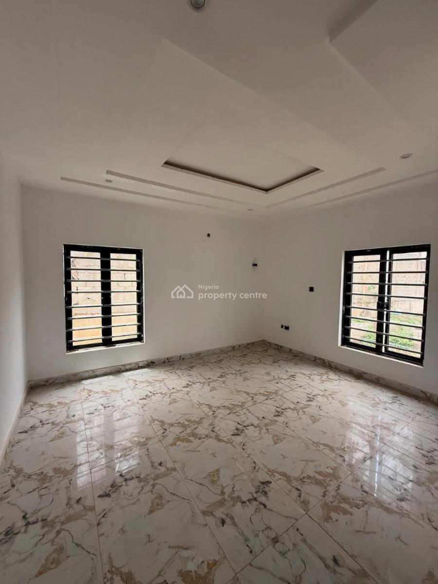 Elegant 6 Bedroom Semi Detached Duplex with 1 Room Bq, Guzape District, Abuja, Semi-detached Duplex for Sale