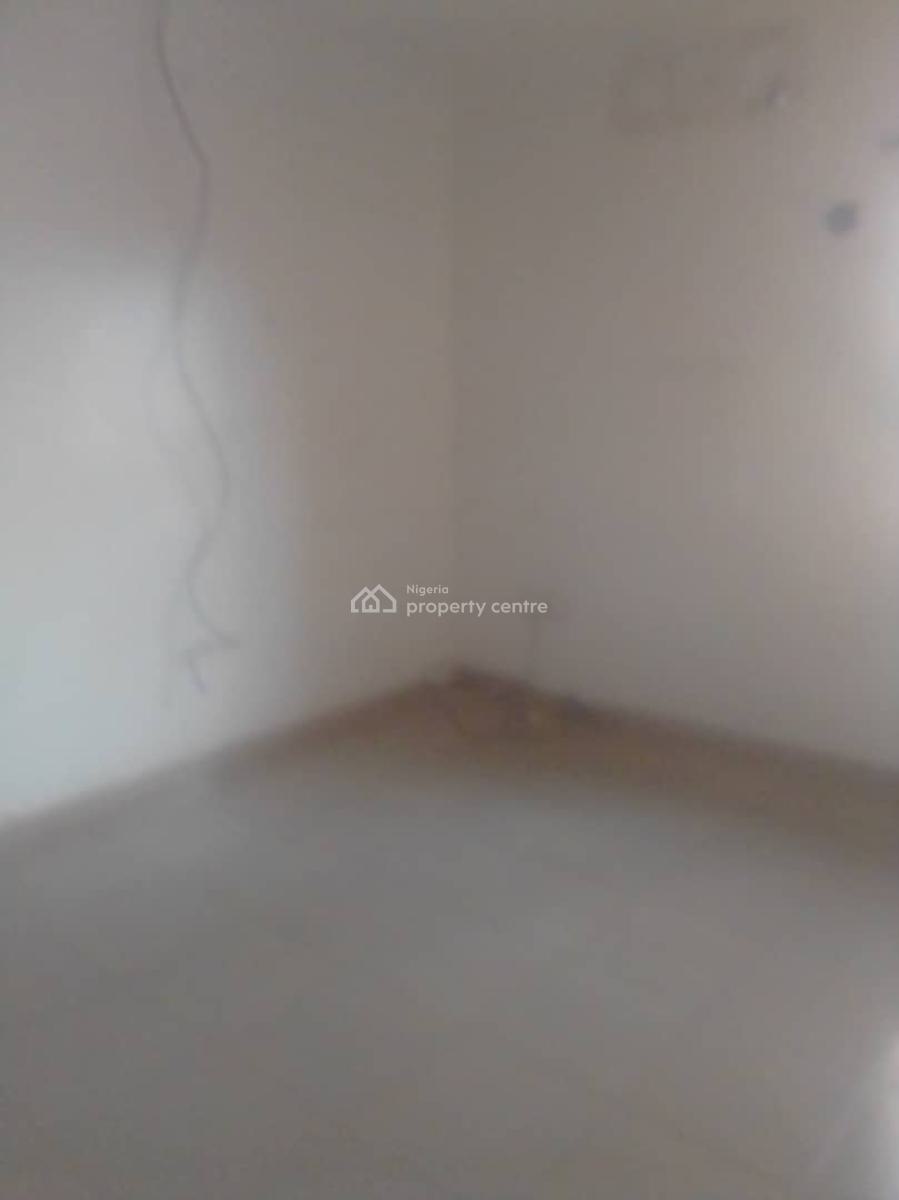 Standard 2 Bedroom Flat, Bashiru Shittu  Shangisha, Gra Phase 2, Magodo, Lagos, Flat / Apartment for Rent