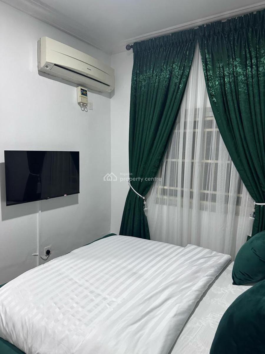 Luxury Fully Finished 3-bedroom Apartment, Prime Waters Estate, Lekki Phase 1, Lekki, Lagos, Flat / Apartment for Rent