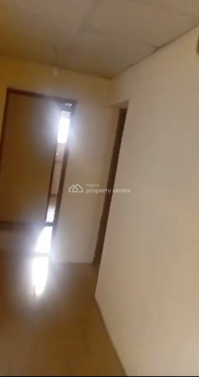 a Standard, Modern 3 Bedroom Flat, Oluyole Estate, Ibadan, Oyo, Flat / Apartment for Rent