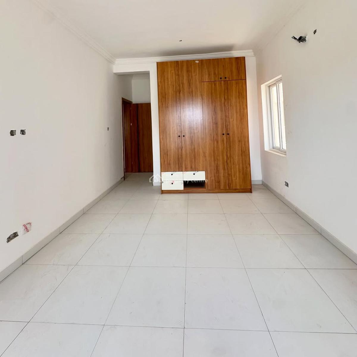 Premium 2 Bedroom Waterfront Apartment with Pool & Gym, Osapa, Lekki, Lagos, Flat / Apartment for Sale