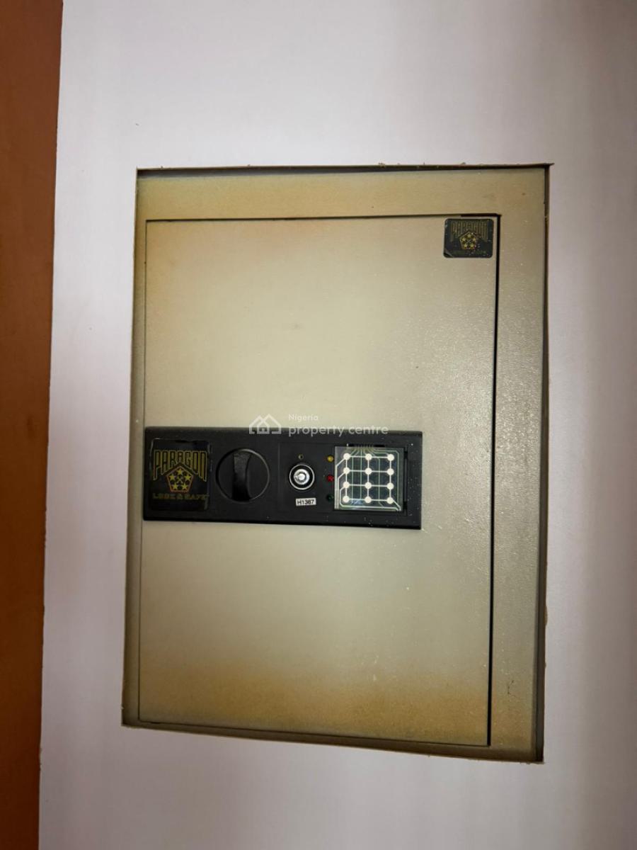 Well Finished 4 Bedroom Maisonette, Ikeja Gra, Ikeja, Lagos, Flat / Apartment for Sale