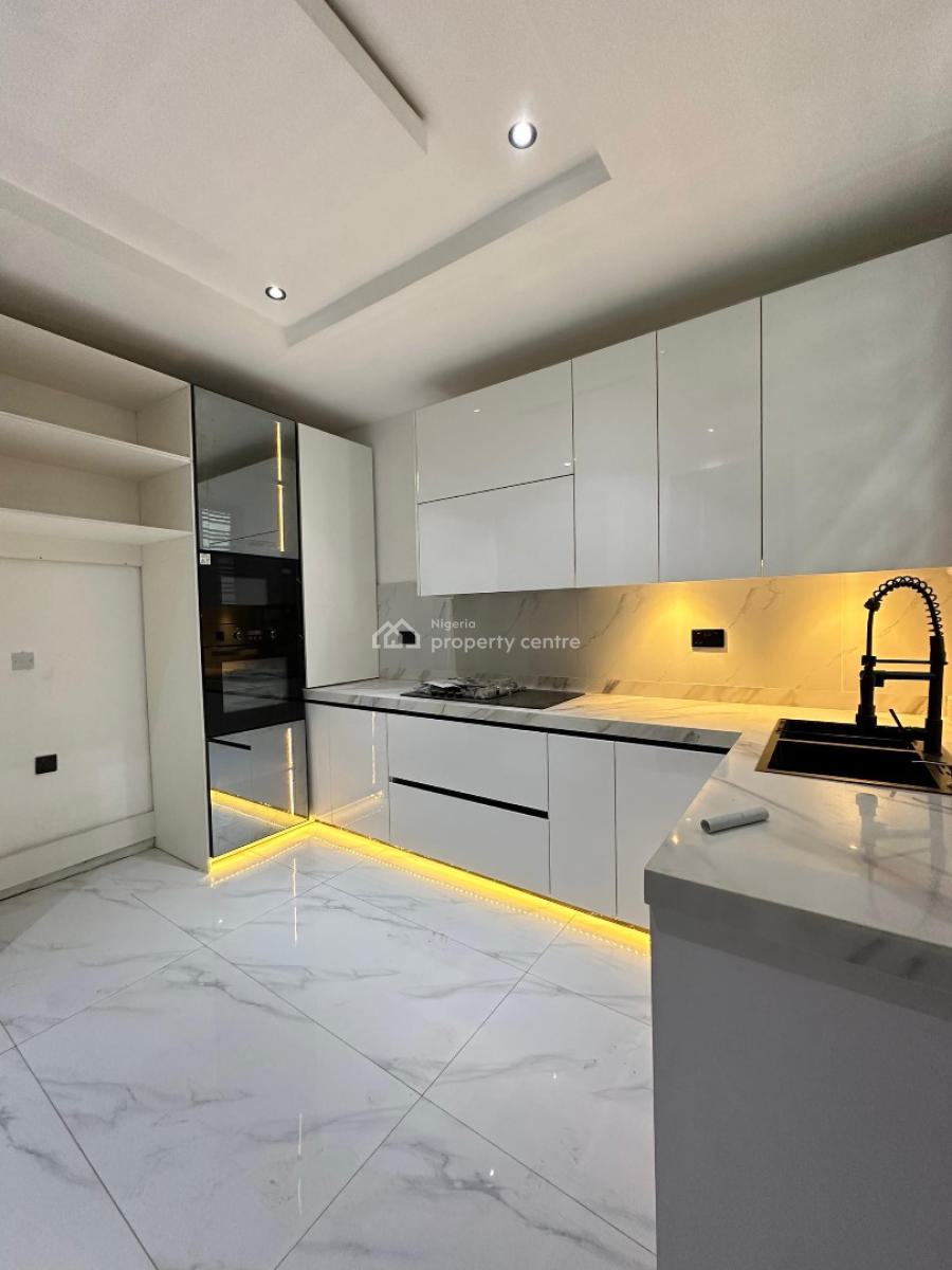 Set Within a Highly Secured Estate with Interlocking Streets, Set Within a Highly Secured Estate with Interlocking Streets, Ikoyi, Lagos, Terraced Duplex for Sale