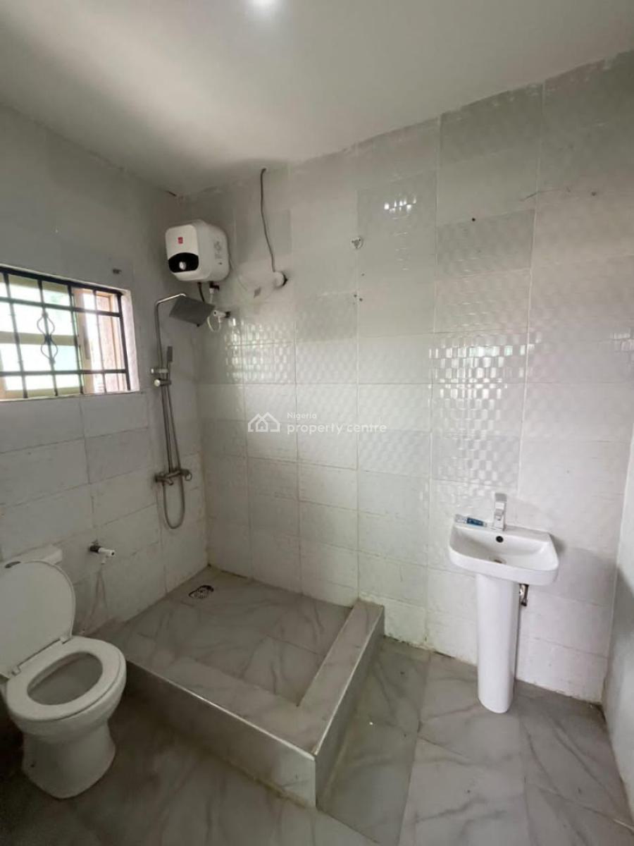 2bedroom Apartment, Igboefeon, Lekki, Lagos, Flat / Apartment for Rent