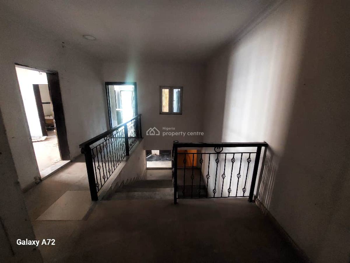 5 Bedrooms Semi Detached House with 2 Room Bq, Off Admiralty Way, Lekki Phase 1, Lekki, Lagos, Semi-detached Duplex for Sale