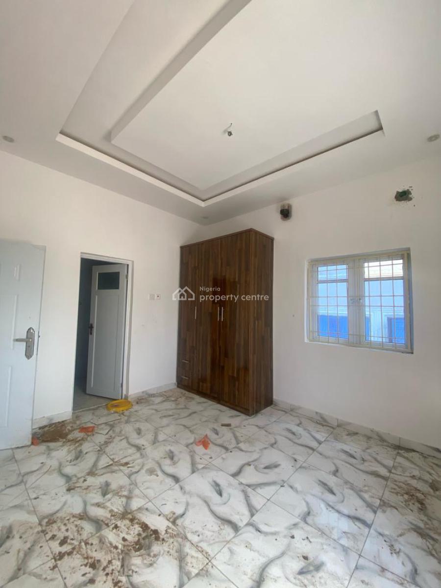 Standard Two Bedroom Apartment, Peaceland Area, Ogombo, Ajah, Lagos, Flat / Apartment for Rent