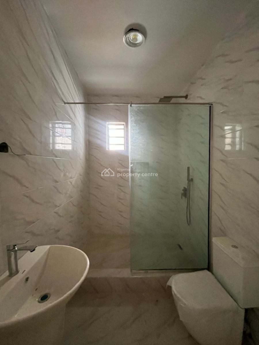 4 Bedroom Terrace  Duplex, Ologolo, Lekki, Lagos, Terraced Duplex for Sale