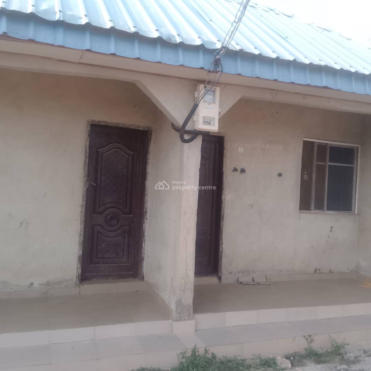 Block of 5 Units Mini Flats on Half Plot, Edu, Agbara-igbesa, Lagos, Block of Flats for Sale