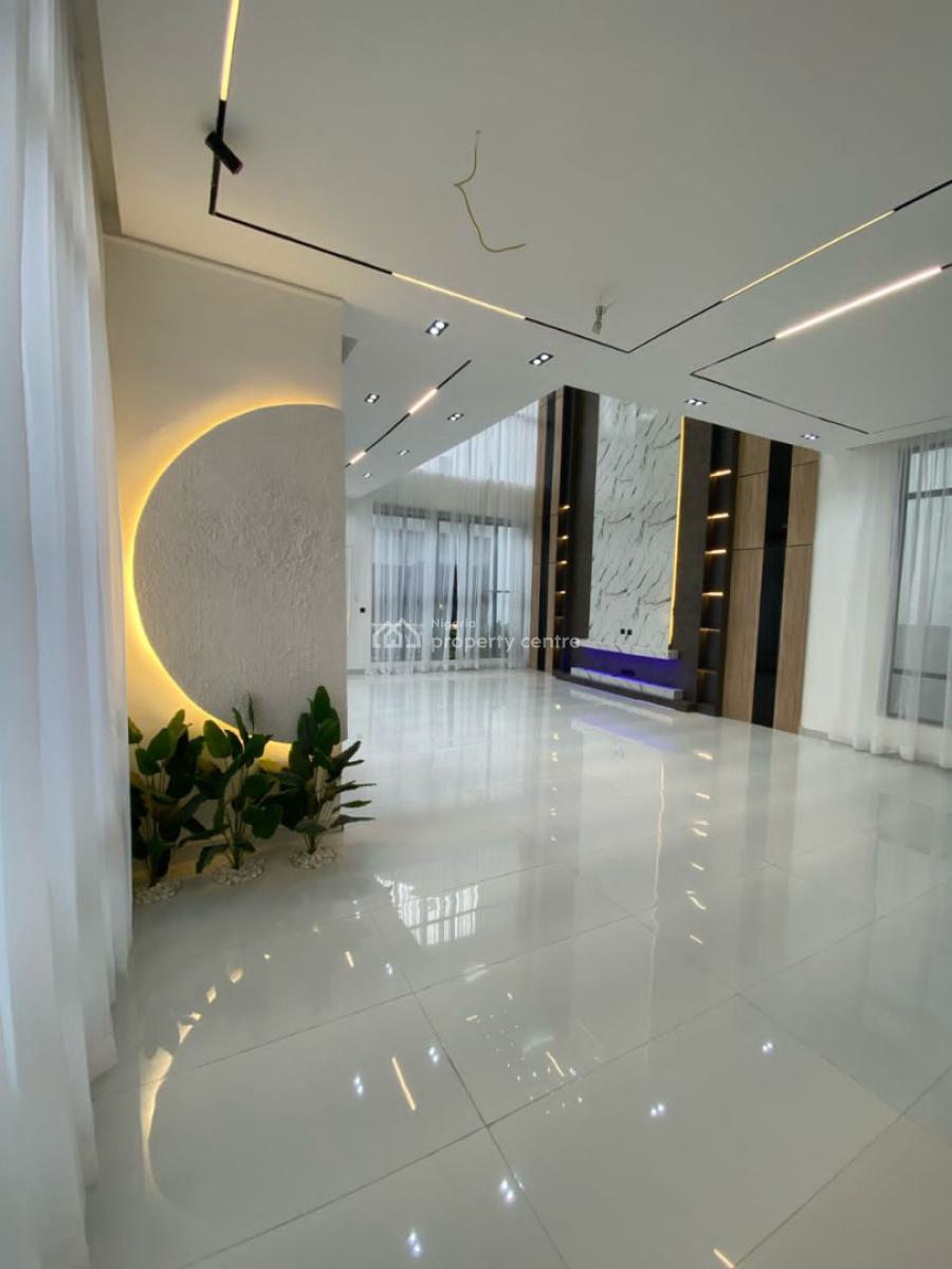 Luxurious 5 Bedrooms Fully-detaduplex with Swimming Pool, Cinema & Gym, Chevron, Lekki, Lagos, Detached Duplex for Sale
