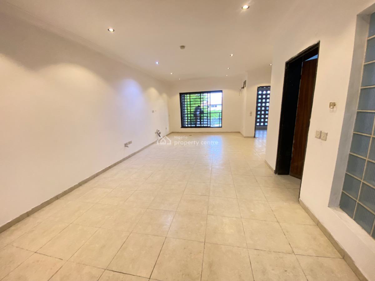 3 Bedroom Apartment, Admiralty Way, Lekki Phase 1, Lekki, Lagos, Flat / Apartment for Rent