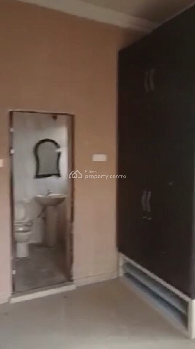 Decent 3 Bedrooms Ground Flat, All Rooms Ensuite, Medina Estate, Medina, Gbagada, Lagos, Flat / Apartment for Rent