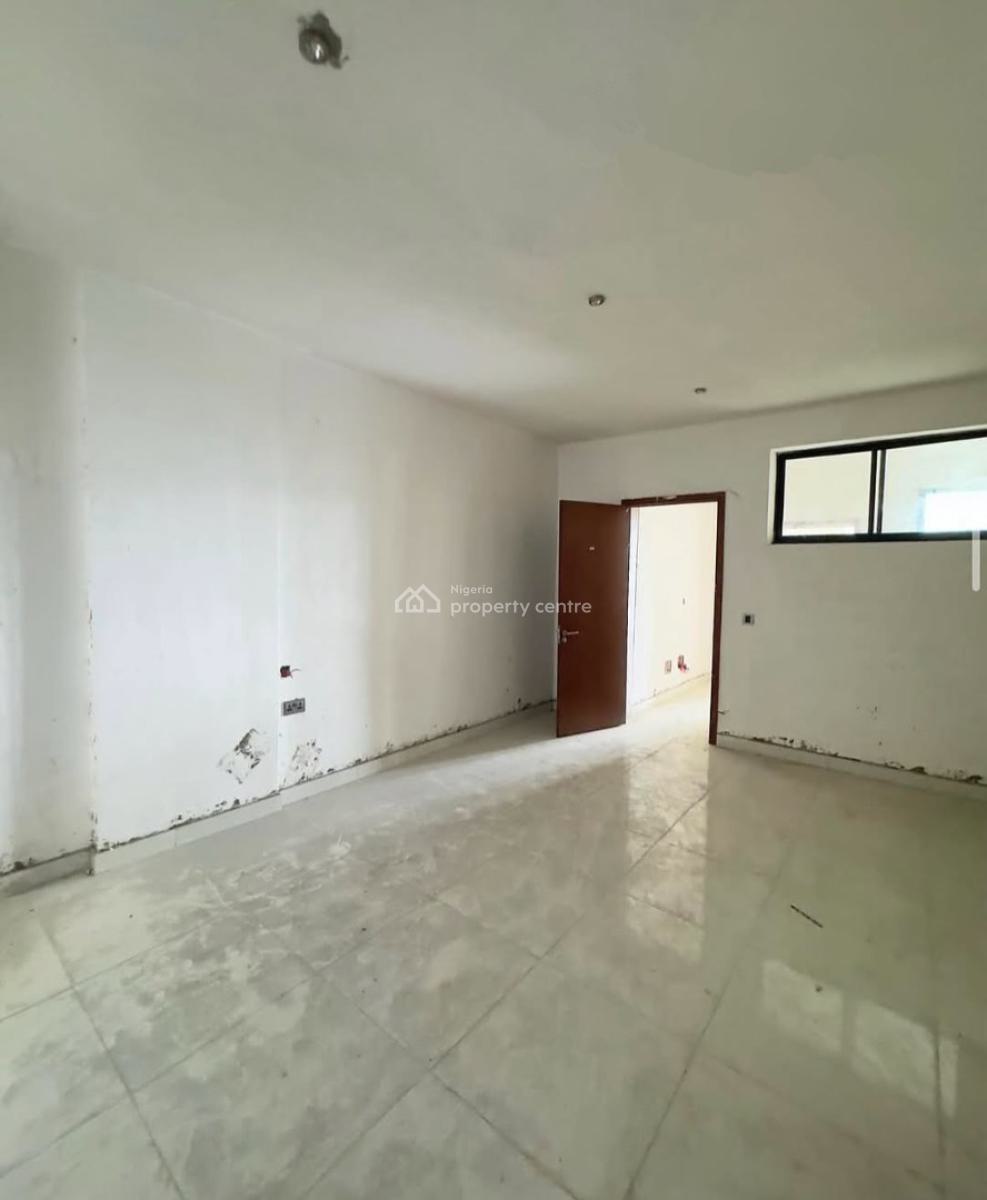 Serviced 2 Bedroom Apartment with Pool, Gym and Elevator, Lekki Phase 1, Lekki, Lagos, Flat / Apartment for Rent