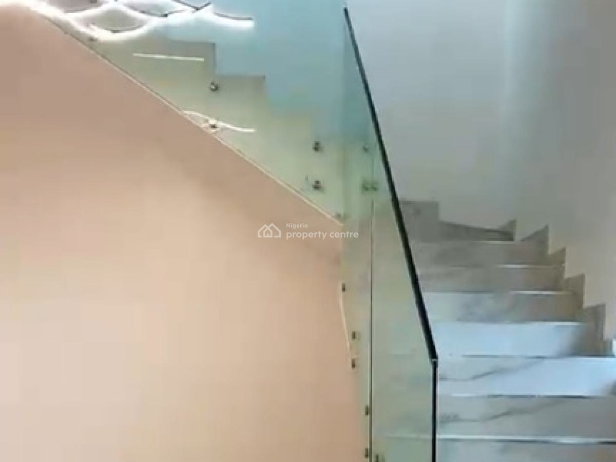 4 Bedroom Semi-detached Duplex, Olaleleye New Town Estate, Iponri, Surulere, Lagos, Semi-detached Duplex for Rent