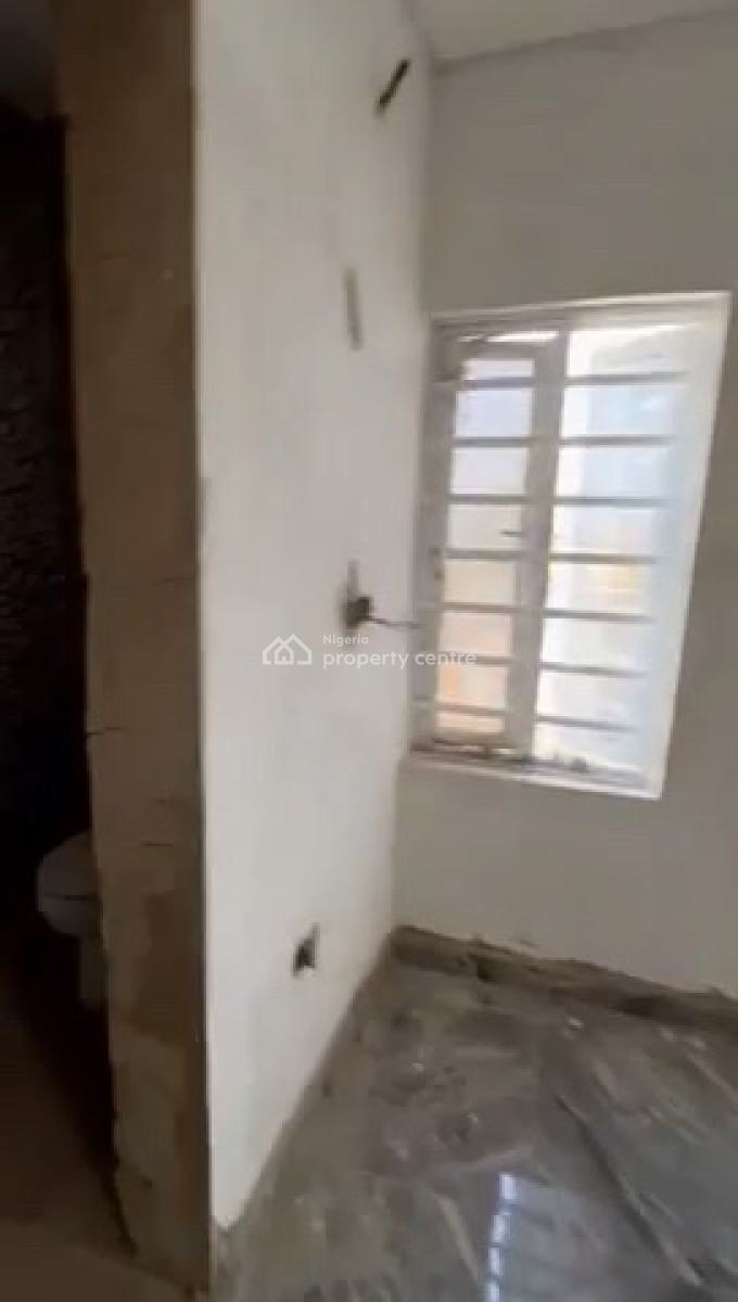 a Standard 2 Bedroom Apartment, Charlie Boy, Gbagada, Lagos, Flat / Apartment for Rent
