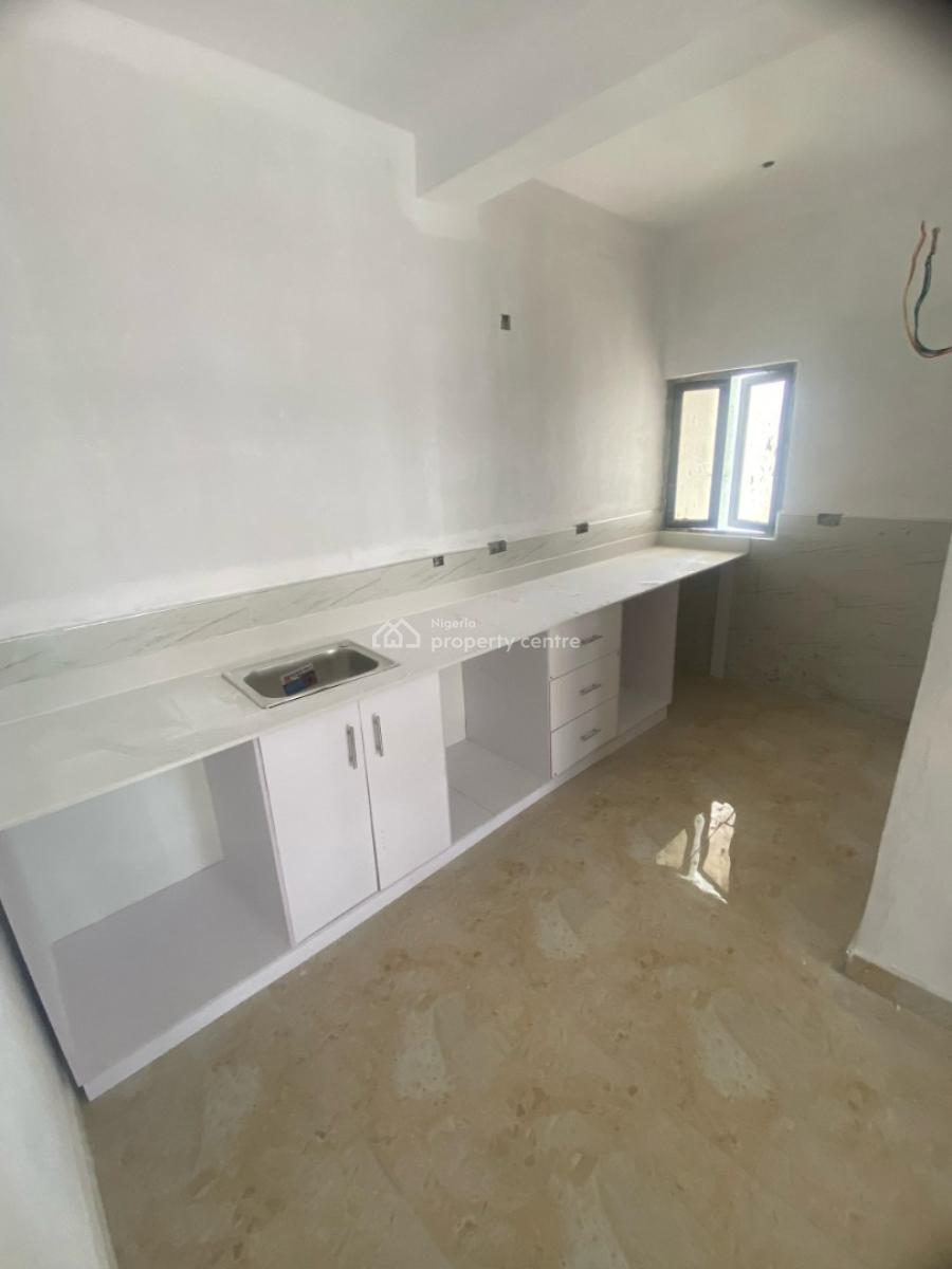 Spacious Service  Miniflat, Lekki County Home Estate, Lekki, Lagos, Flat / Apartment for Rent