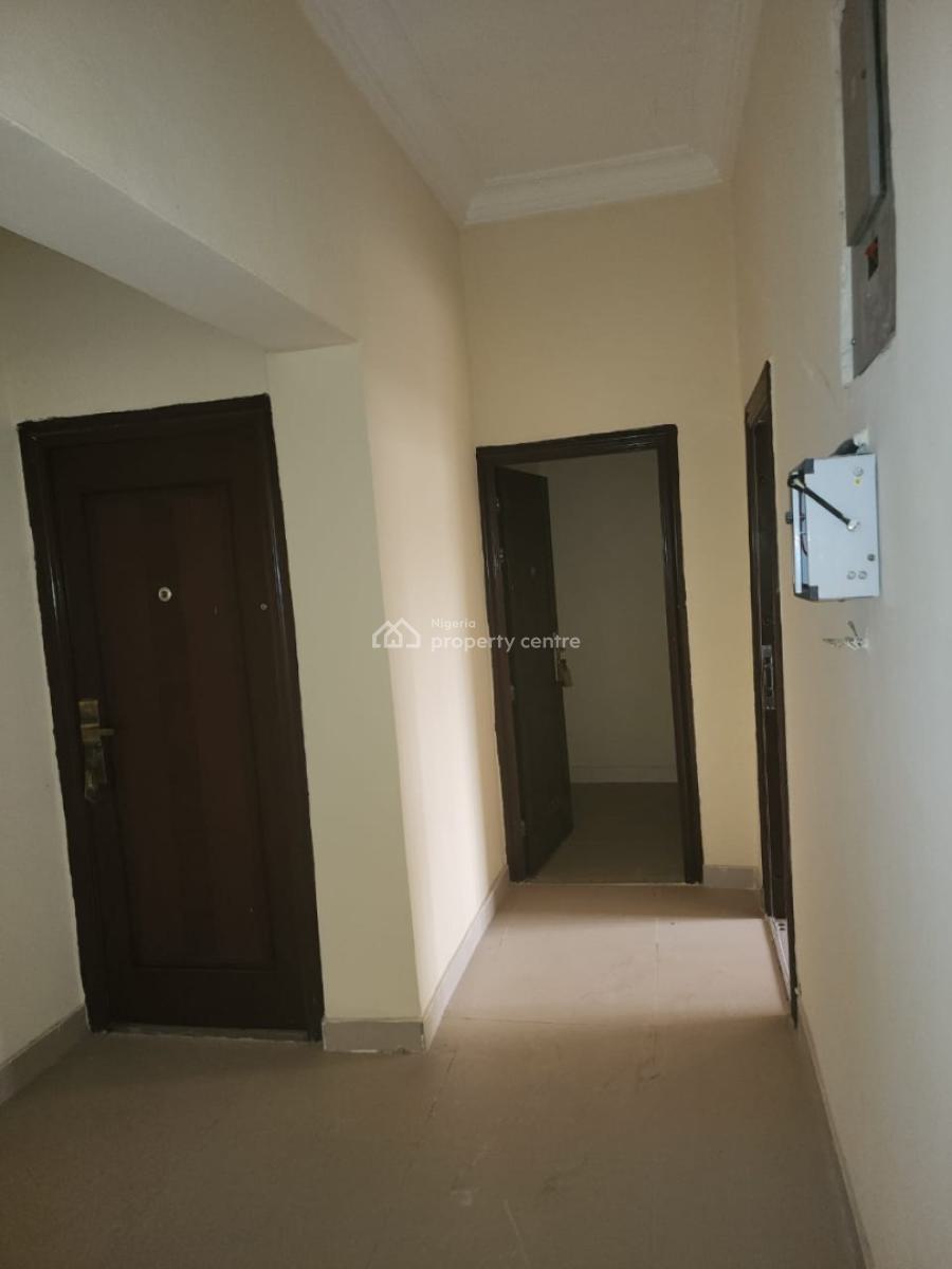 Spacious 3 Bedroom Apartments with a Bq in an Estate, Sangotedo, Ajah, Lagos, Flat / Apartment for Sale