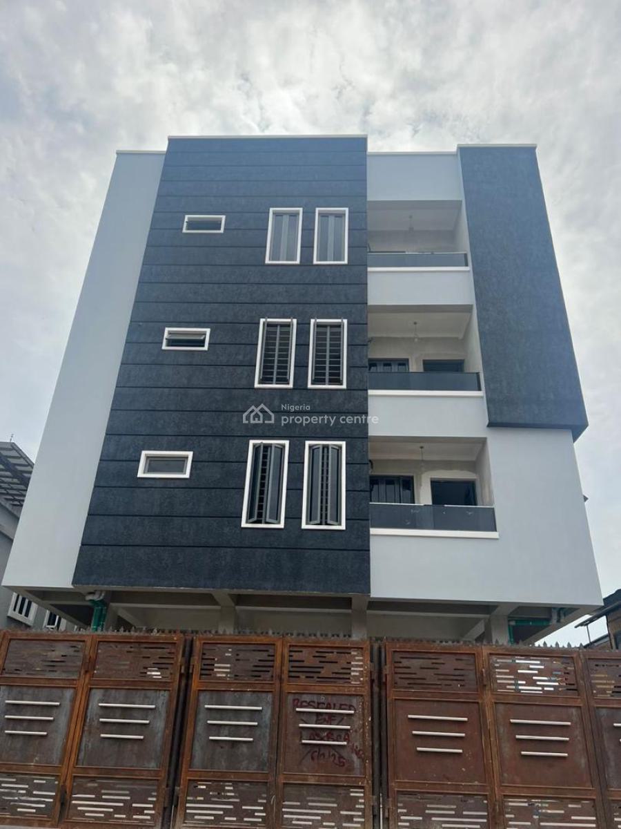 Eye Catchy 3 Bedroom Apartment in a Top Notch Location, Yaba, Lagos, Flat / Apartment for Sale