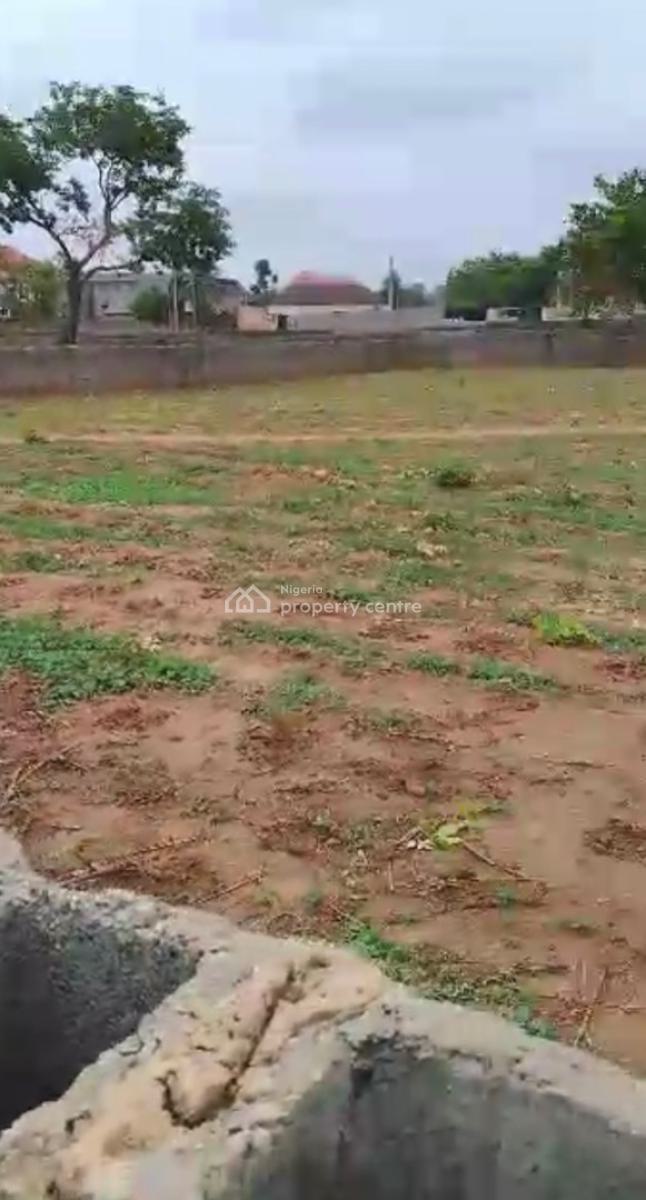 a Standard, Solid Land, Guzape District, Abuja, Mixed-use Land for Sale