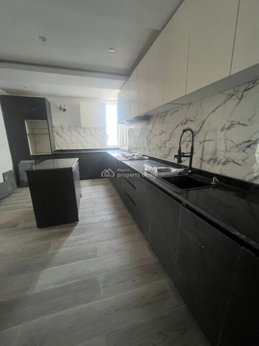 Spacious 5 Bedroom Semi Detached Duplex with Bq, Chevron, Lekki, Lagos, Semi-detached Duplex for Sale
