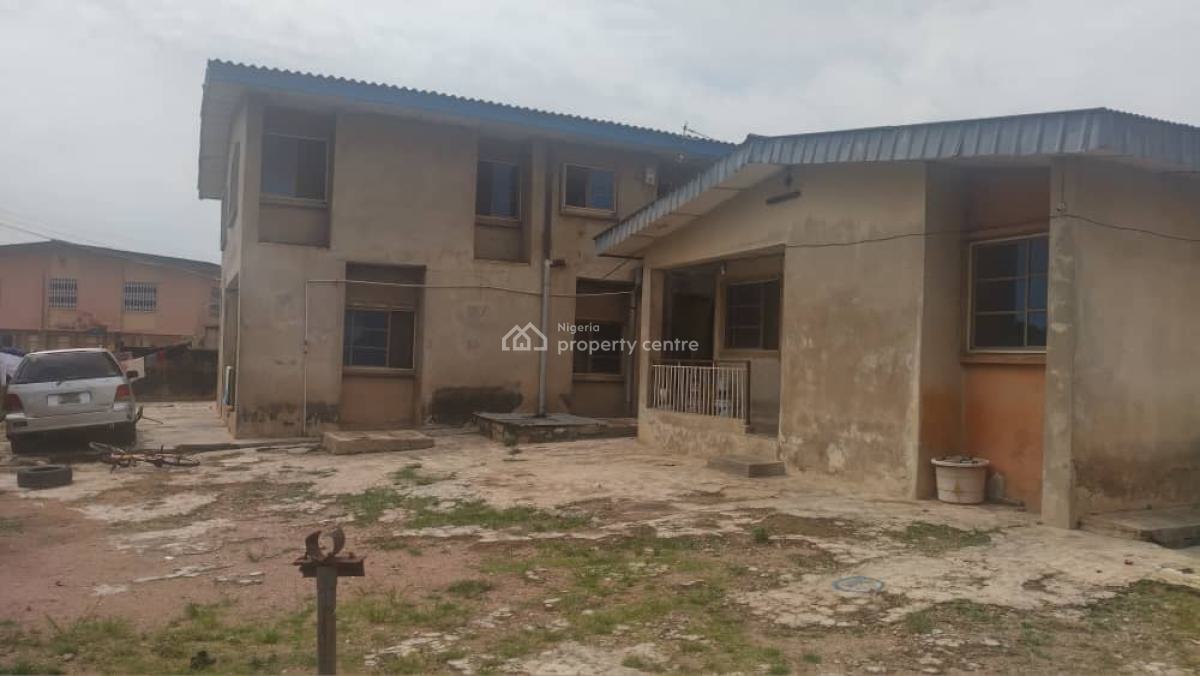 3 Bedroom Story Building, Ogunbayo Memorial Estate Odo Ona Kekere, Ibadan, Oyo, Block of Flats for Sale