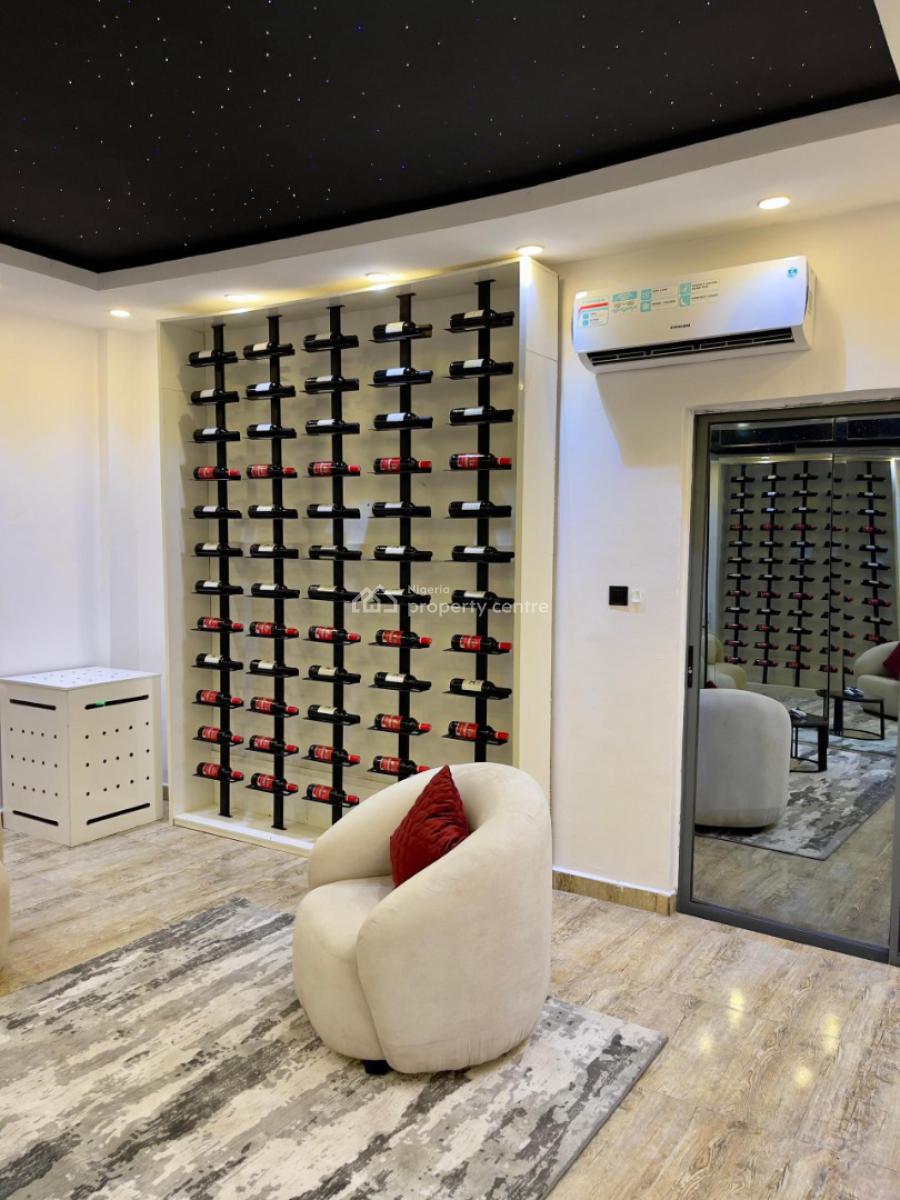 1 Bedrooms, Lekki, Lagos, Mini Flat (room and Parlour) Short Let