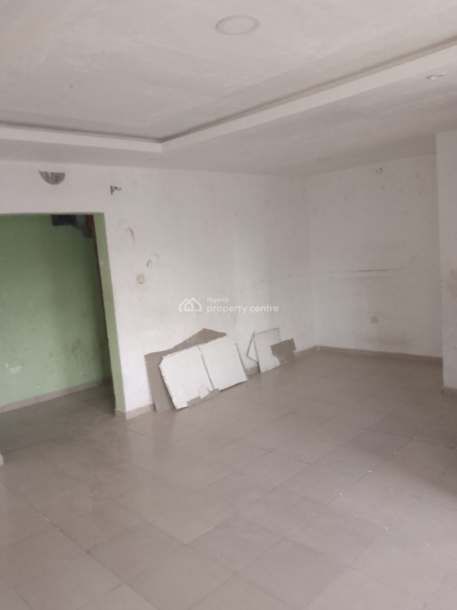 Massive 3 Bedrooms Flat Upstairs, Ologunfe, Awoyaya, Ibeju Lekki, Lagos, Flat / Apartment for Rent