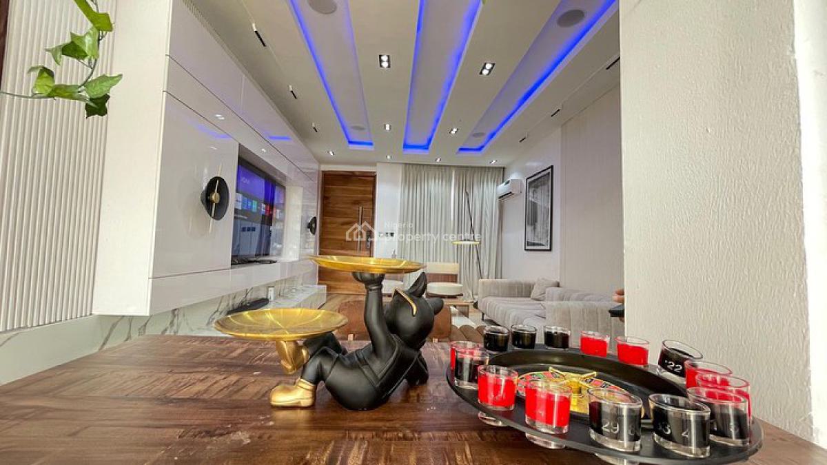 Luxurious 2-bedroom Penthouse Apartment, Phase 1, Lekki, Lagos, Flat / Apartment Short Let