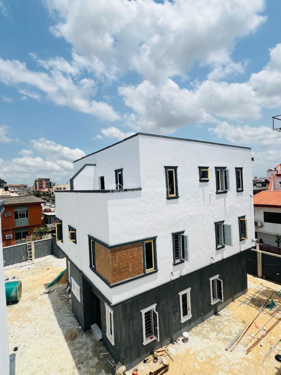 Nicely Structured 4 Bedroom Semi Detached Duplex in a Gated Estate, Anthony, Maryland, Lagos, Semi-detached Duplex for Sale