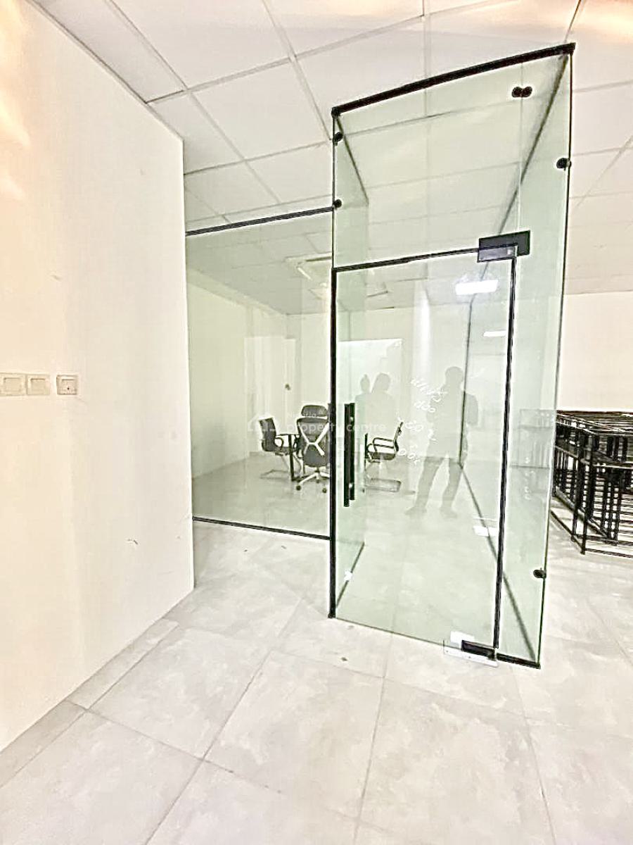 136sqm Open Plan Office Space in a Corporate Building, Lekki Phase 1, Lekki, Lagos, Office Space for Rent